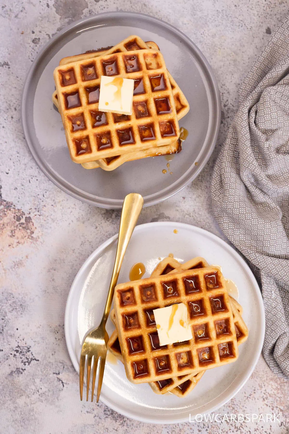 keto low carb waffles with coconut flour