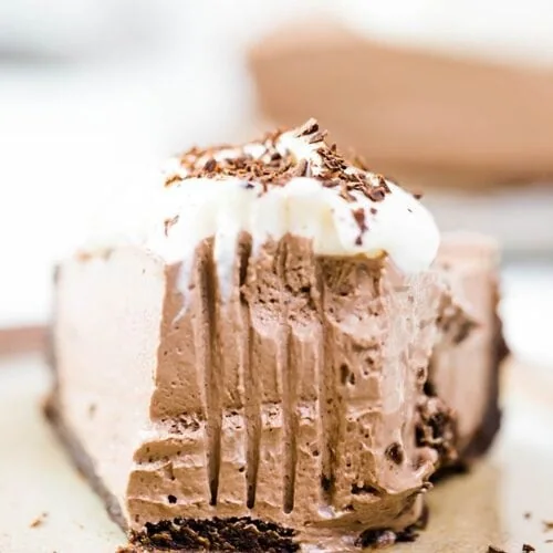 This Keto French Silk Pie is extremely rich, creamy, and chocolatey. The crispy oreo-style crust is filled with a scrumptious velvety mousse-like chocolate cream. And, it's completely refined sugar-free, the perfect low carb dessert! Top this decadent chocolate pie with a homemade sugar-free whipped cream.