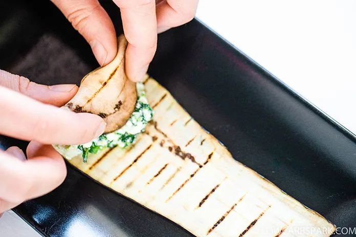 roll the eggplants with spinach and ricotta filling