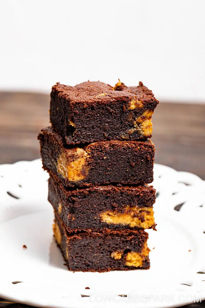 Let's make the most decadent, rich, and gooey dessert. Naturally, gluten-free brownies that are ready in under 30 minutes and only 2.5g net carbs per serving. Recipe via @lowcarbspark | lowcarbspark.com