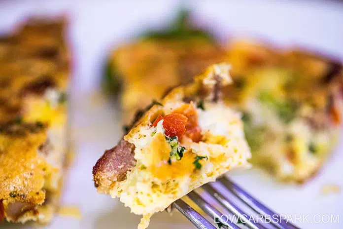 This oven-baked vegetable frittata it's super easy to make, creamy, and loaded with vegetables. Keto frittata is the perfect make-ahead recipe for breakfast or work lunches.