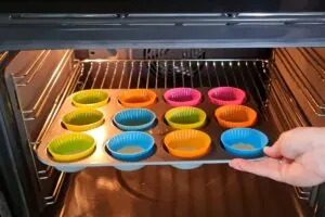 how to make Keto Mini Cheesecakes3