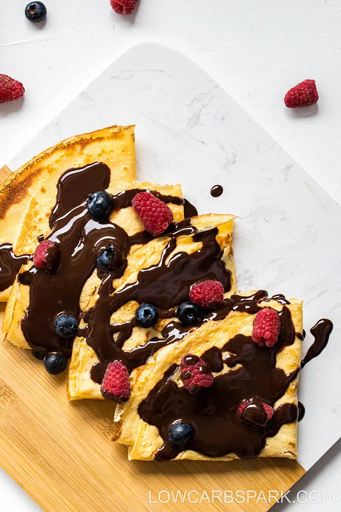 keto crepes with cream cheese with sugar free chocolate sauce