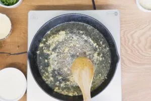 how to make Creamy Garlic Shrimp with Parmesan2 1