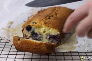 how to make Easy Keto Blueberry Bread