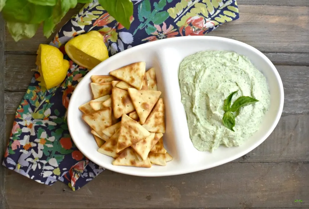 5 Minute Basil Cottage Cheese Dip 3