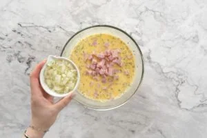 how to make Crustless Ham And Cheese Quiche4 1