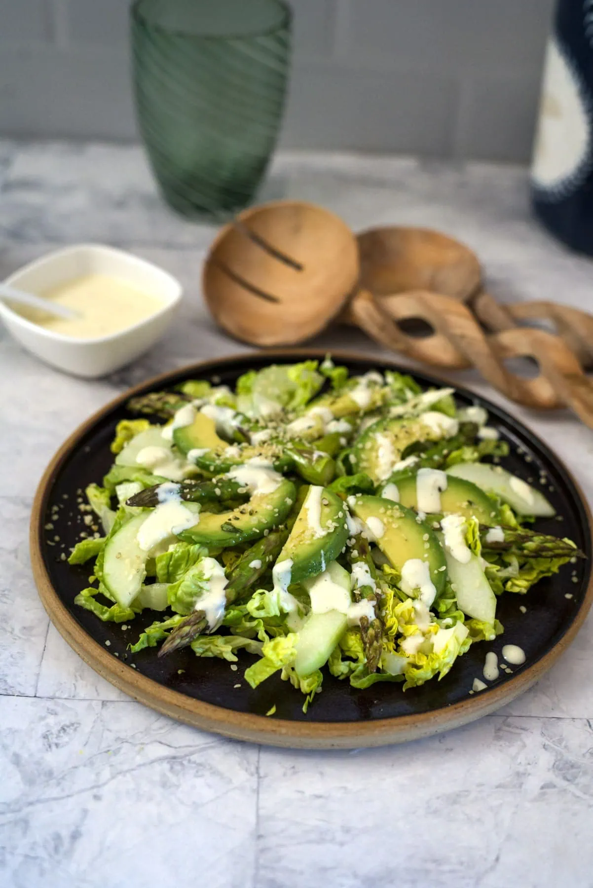 salad with avocado and asparagus
