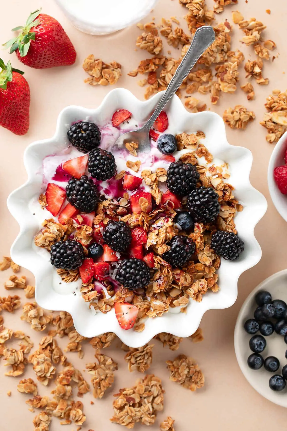 Blackberry Greek Yogurt Bowls 2